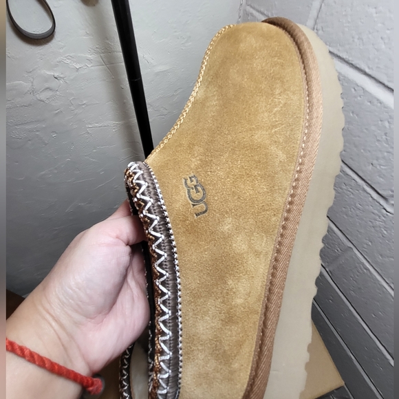 *** SOLD *** UGG Tasman Slipper 'Chestnut' 5955-CHE - Picture 9 of 16